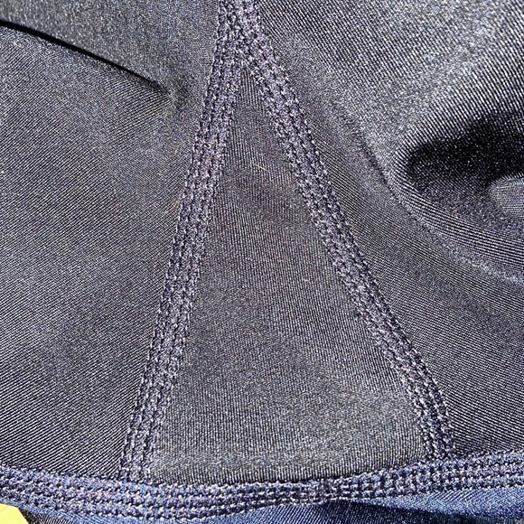 Athleta Color Block Leggings, EUC, barely worn, size M - Picture 9 of 10